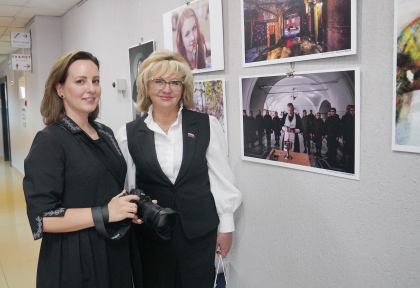  Заксобрание отметило фотоработу иркутянки Анны Диденко «Кадеты. Школа жизни»