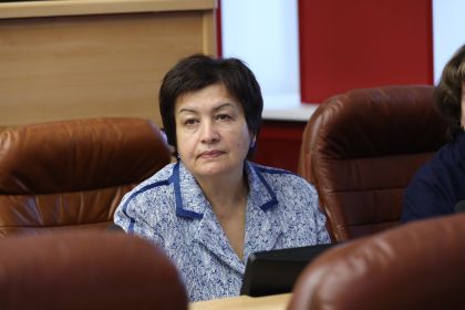 В первом чтении приняты законопроекты о бесплатном питании детей-инвалидов в школах