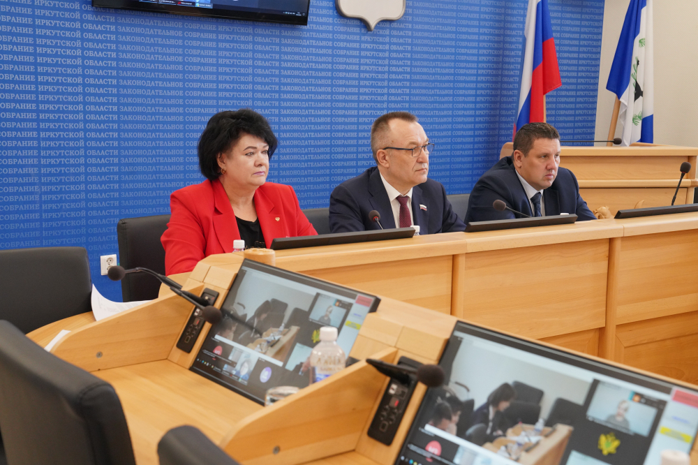 Комитет по собственности и экономической политике готовит вопросы к сессии