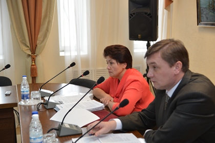 Изменения в федеральный закон о возможности бесплатного обучения в вузах ветеранов боевых действий обсудят на сессии