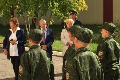 Виталий Шуба предлагает разработать региональный закон о кадетском образовании