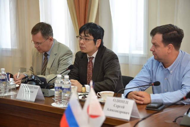 В областном парламенте состоялась встреча с корреспондентом японского информационного агентства