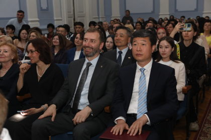 Александр Ведерников поприветствовал участников международного проекта «Симфония дружбы»