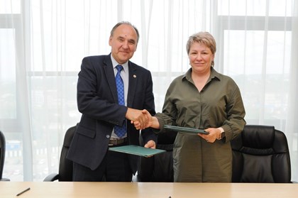 По инициативе Марины Седых выделены средства на оснащение геологической лаборатории ИГУ