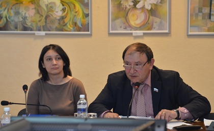 Строительство социальных объектов обсудили на контрольной комиссии