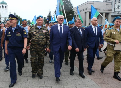 Сергей Брилка принял участие в торжественном митинге в честь дня ВДВ