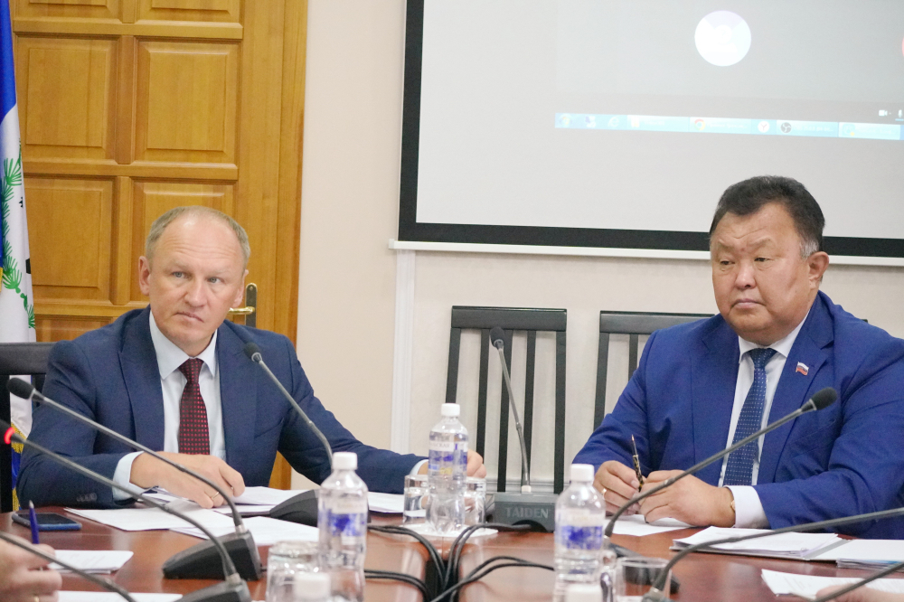 Депутаты ЗакСобрания предложили увеличить объем покупки спецтехники в рамках подпрограммы «Чистая вода»