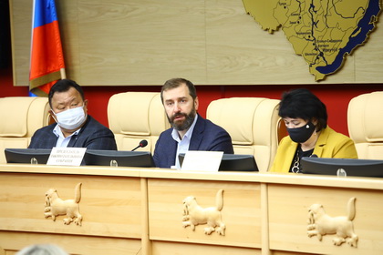 Александр Ведерников: требования по обеспечению профилактических мер в школах должны соблюдаться в полной мере