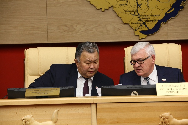 Депутаты Заксобрания обратятся в правительство РФ по вопросу роста тарифов на захоронение твердых коммунальных отходов