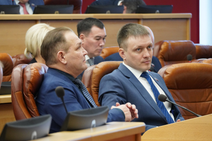 На сессии ЗакСобрания рассмотрен блок вопросов социального значения