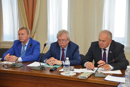 Комитет по собственности и экономической политике готовит вопросы к сессии