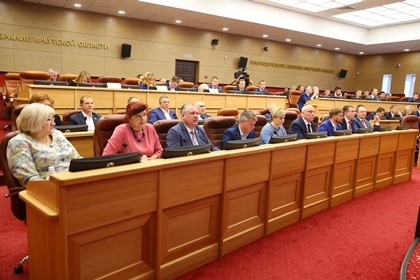 В заседании внеочередной сессии Законодательного Собрания объявлен перерыв до 25 апреля