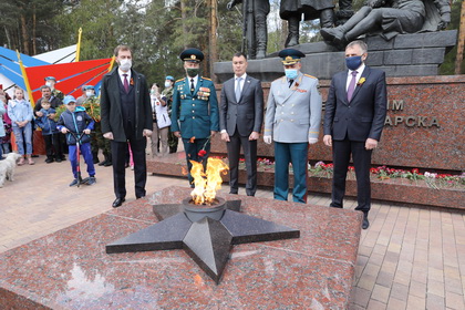 Депутаты Законодательного Собрания приняли участие в зажжения Огня памяти в Ангарске 