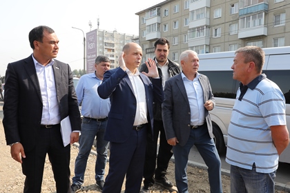 Ход дорожных работ в рамках нацпроекта «Безопасные и качественные автомобильные дороги» в Приангарье проверили Сергей Сокол и Сергей Тен