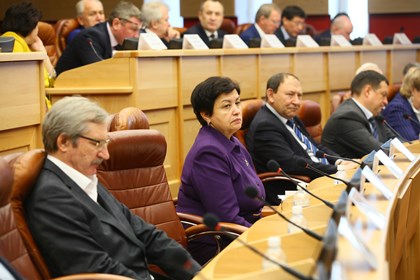 Вопросы развития высшей школы в Приангарье обсудили на сессии Законодательного Собрания 