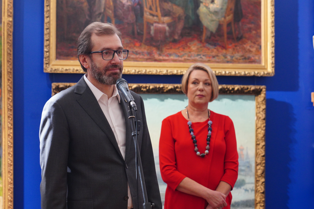 Выставка к 80-летию Победы в Великой Отечественной войне открылась в областном художественном музее