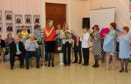 Депутат ЗС Иркутской области Евгений Сарсенбаев оказал финансовую помощь 19 организациям 