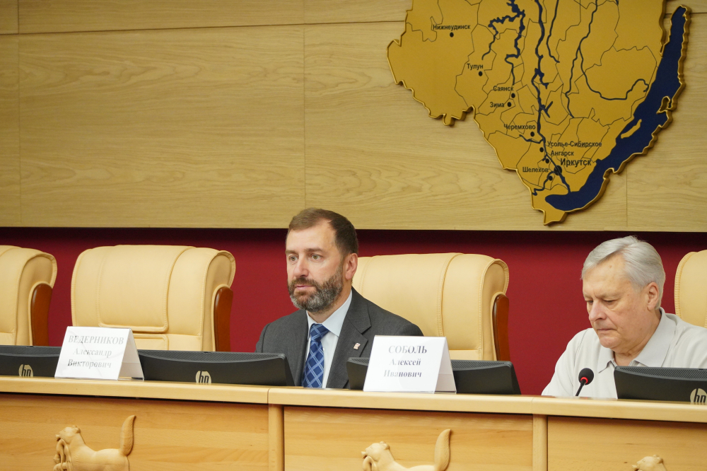 Общественный совет при ЗакСобрании утвердил кандидатуры для награждения Почетным знаком «Признание»