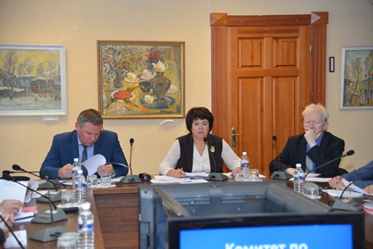 Депутатский запрос о ситуации в «Облкоммунэнерго» парламентарии оставили на контроле