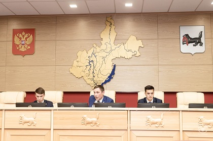 Депутаты Молодежного парламента предложили увеличить до 35 лет возрастной критерий категории «молодежь» 