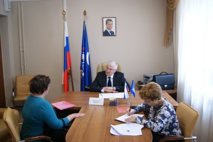 О кадетском училище, поездке на шахматный турнир и учёбе после армии шла речь на приёме у Сергея Брилки