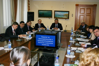 На заседании комитета по законодательству о природопользовании, экологии и сельском хозяйстве      