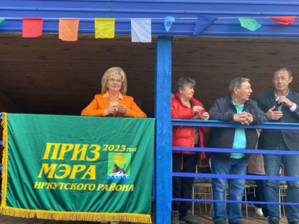 Соревнования по конному спорту на призы мэра Иркутского района поддержала депутат ЗС Галина Кудрявцева