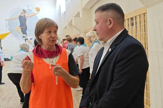 Депутаты Заксобрания помогают развивать спорт для пожилых жителей Прибайкалья