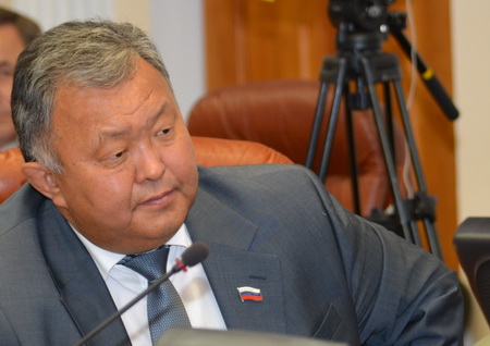 Приняты решения по вопросам заготовки леса, о пунктах отгрузки древесины, недропользовании, обороте сельхозземель