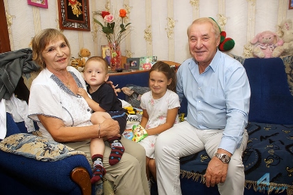 Одиннадцать первоклассников Иркутска собрал в школу фонд Владимира Матиенко