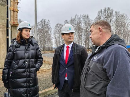 На муниципальной неделе депутаты ЗС работали с мэрами и главами территорий