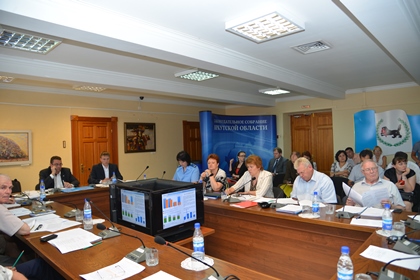 Комитет по здравоохранению и социальной защите готовит вопросы на сессию