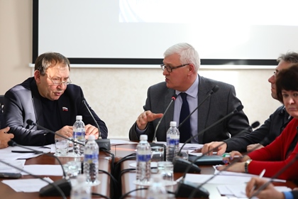 Парламентарии настаивают на корректировке областной программы «Экономическое развитие и инновационная экономика»