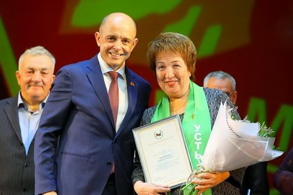 Сергей Сокол поблагодарил ветеранов комсомола за вклад в развитие региона