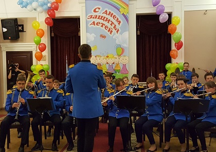 Депутаты Законодательного Собрания поддержали проведение благотворительного концерта "Дари добро" 