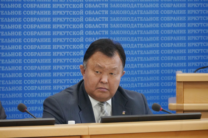 Депутаты фракции «Единая Россия» в ЗС обсудили вопросы готовности в Иркутской области системы ЖКХ к отопительному сезону