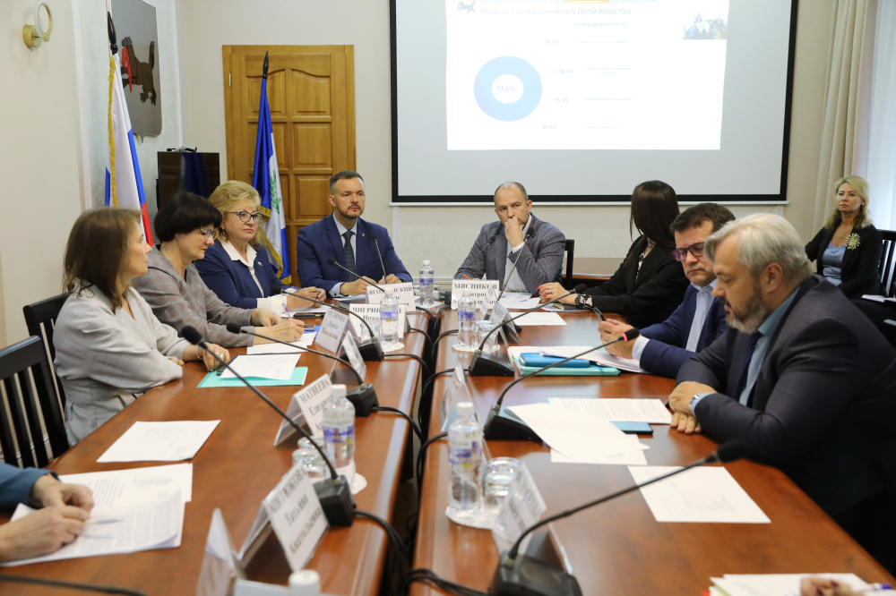 В Иркутской области планируют разработать учебник по истории родного края