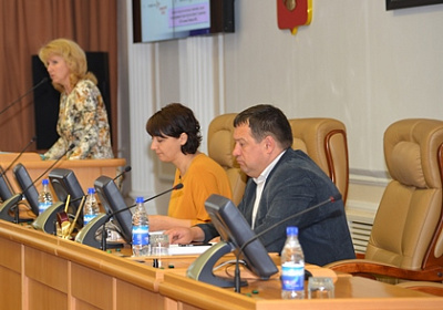 Комитет по бюджету готовит вопросы к сессии