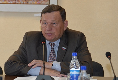 Заседание комитета по госстроительству прошло в Законодательном Собрании