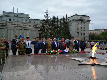 Законодательное Собрание отметило значимость службы воздушно-десантных войск