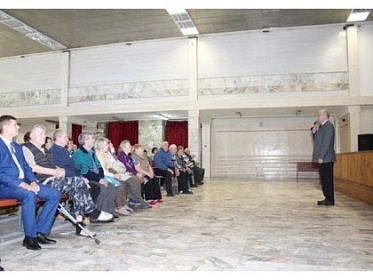 В гостях у ветеранов - пациентов клинического госпиталя ветеранов войн и труда побывал Сергей Брилка