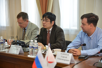 В областном парламенте состоялась встреча с корреспондентом японского информационного агентства